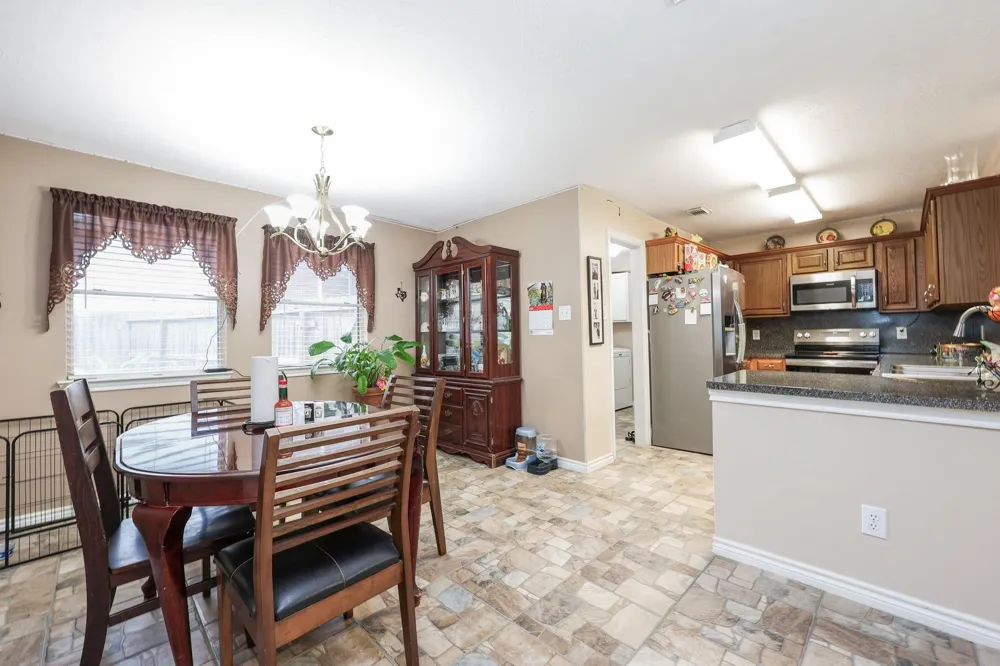 5233 Ridgecrest Drive La Porte, TX 77571