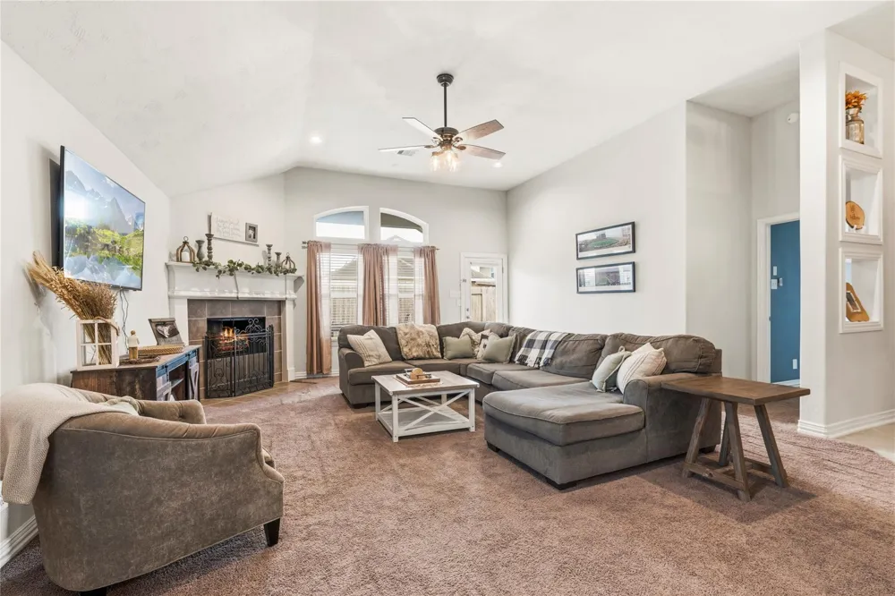 16014 Mark Crest Drive Hockley, TX 77447