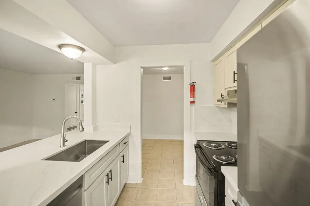 5704 Edgemoor Drive #81 Houston, TX 77081