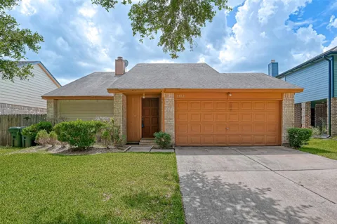 2102 Creekshire Drive