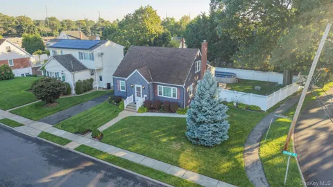 2297 Girard Place
