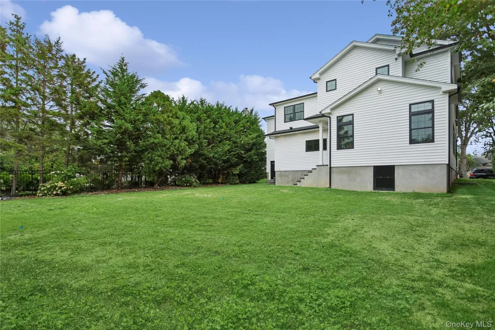 1438 Dewey Avenue North Bellmore, NY 11710