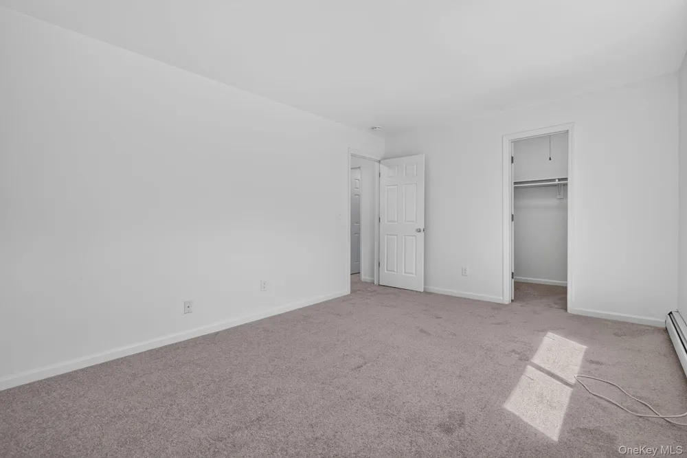 1802 Cherry Hill Drive Poughkeepsie, NY 12603