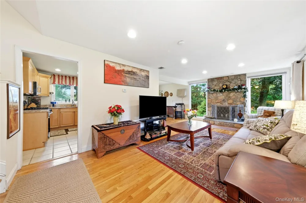 30 Oregon Drive Huntington Station, NY 11746