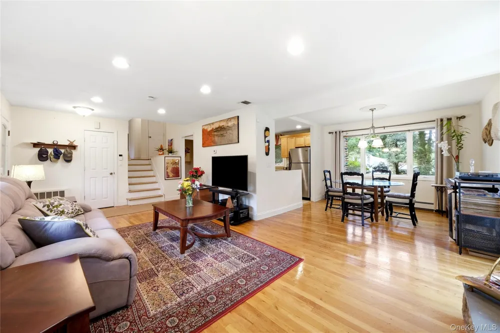 30 Oregon Drive Huntington Station, NY 11746
