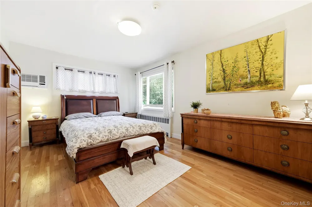 30 Oregon Drive Huntington Station, NY 11746