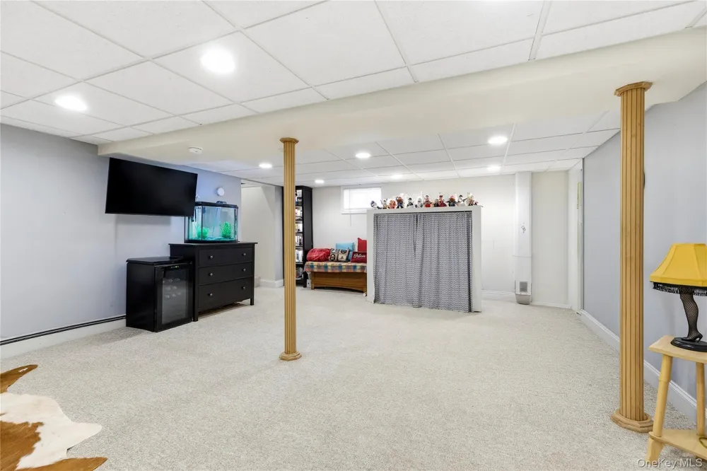 30 Oregon Drive Huntington Station, NY 11746