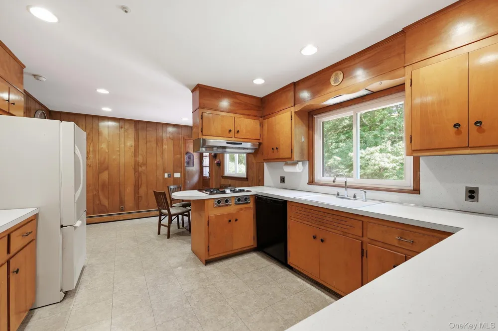 5 River Road Suffern, NY 10901