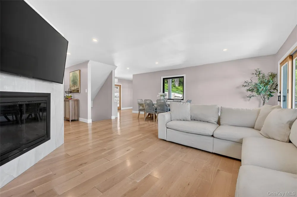 175 W Lakeshore Drive Carmel, NY 10512