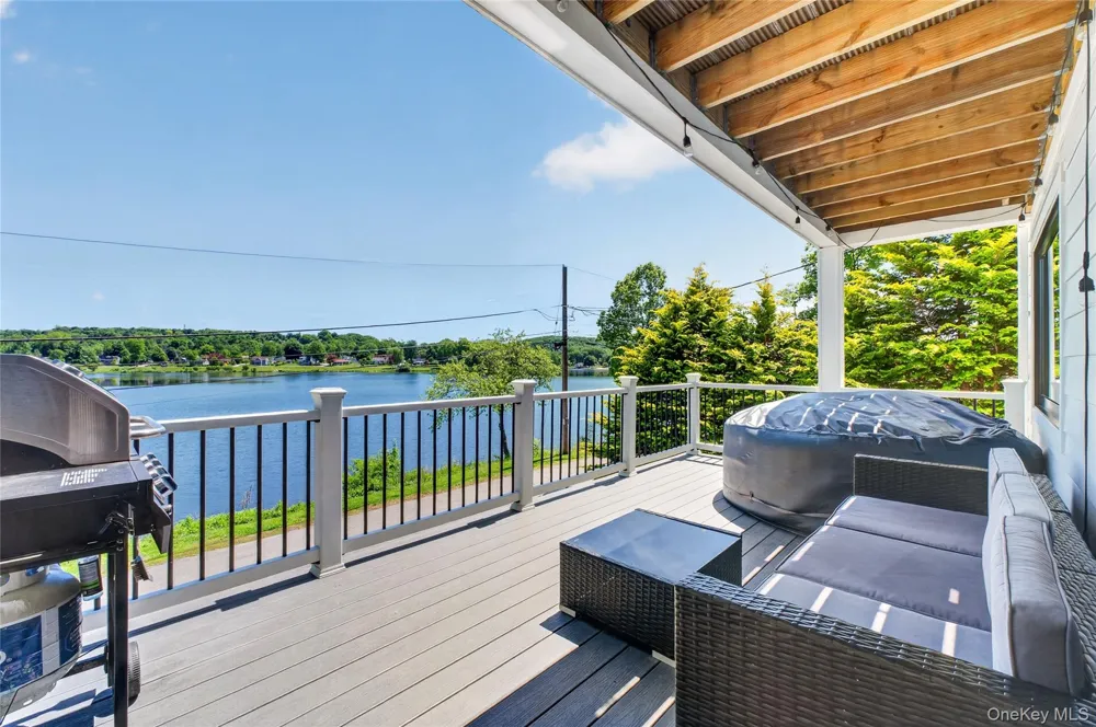 175 W Lakeshore Drive Carmel, NY 10512