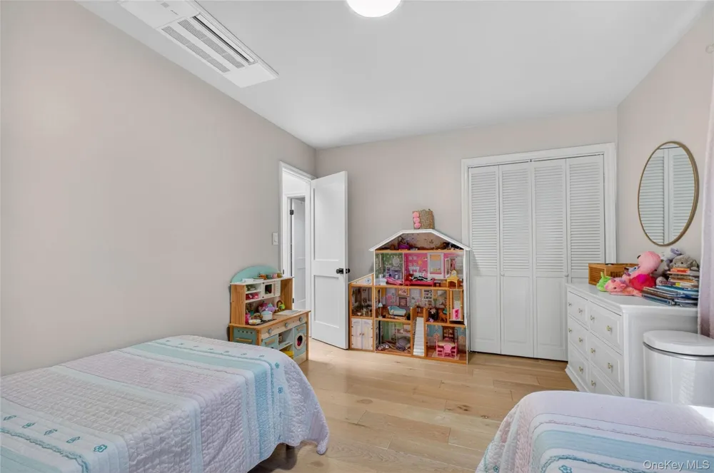 175 W Lakeshore Drive Carmel, NY 10512