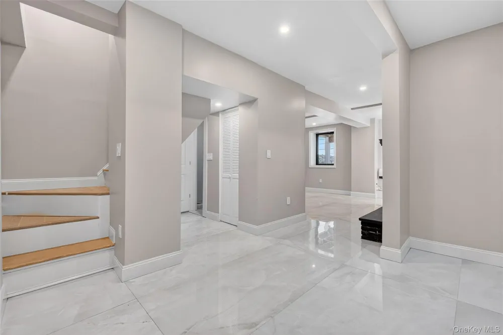 175 W Lakeshore Drive Carmel, NY 10512