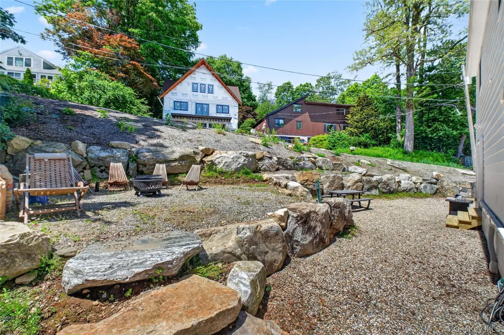 175 W Lakeshore Drive Carmel, NY 10512