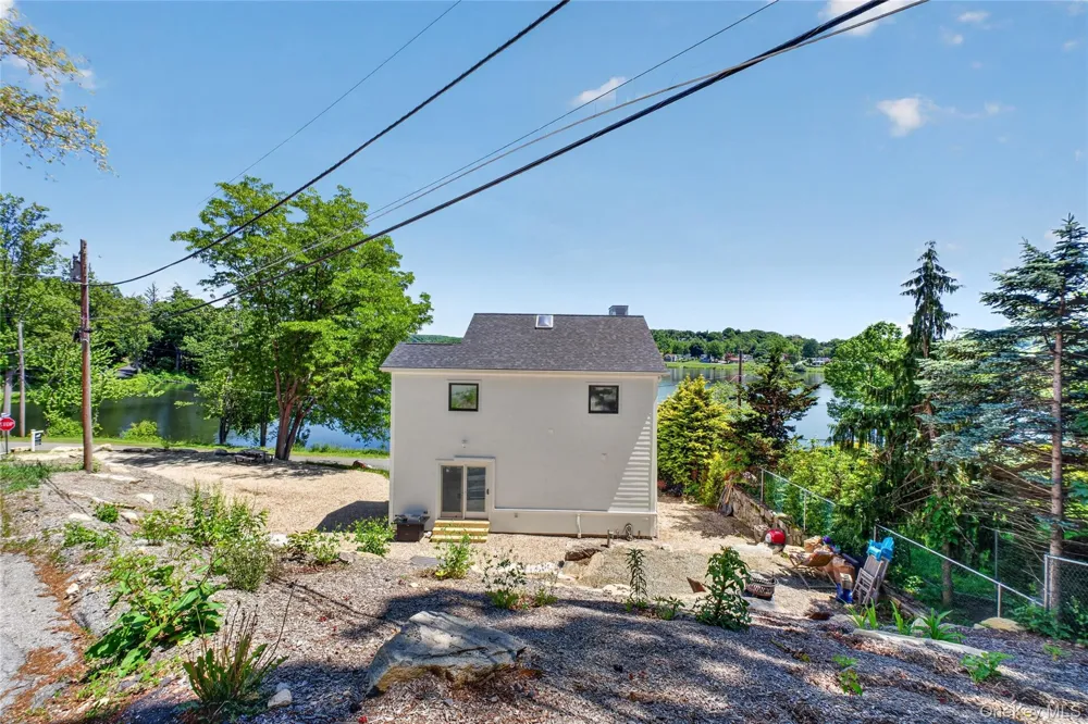 175 W Lakeshore Drive Carmel, NY 10512
