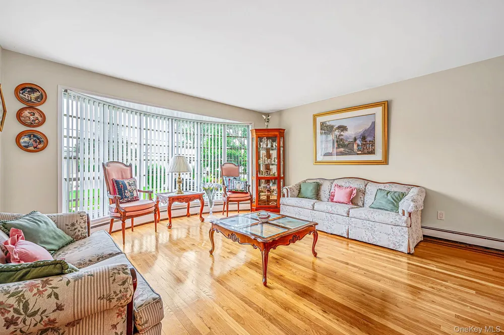 21 Page Drive Hicksville, NY 11801