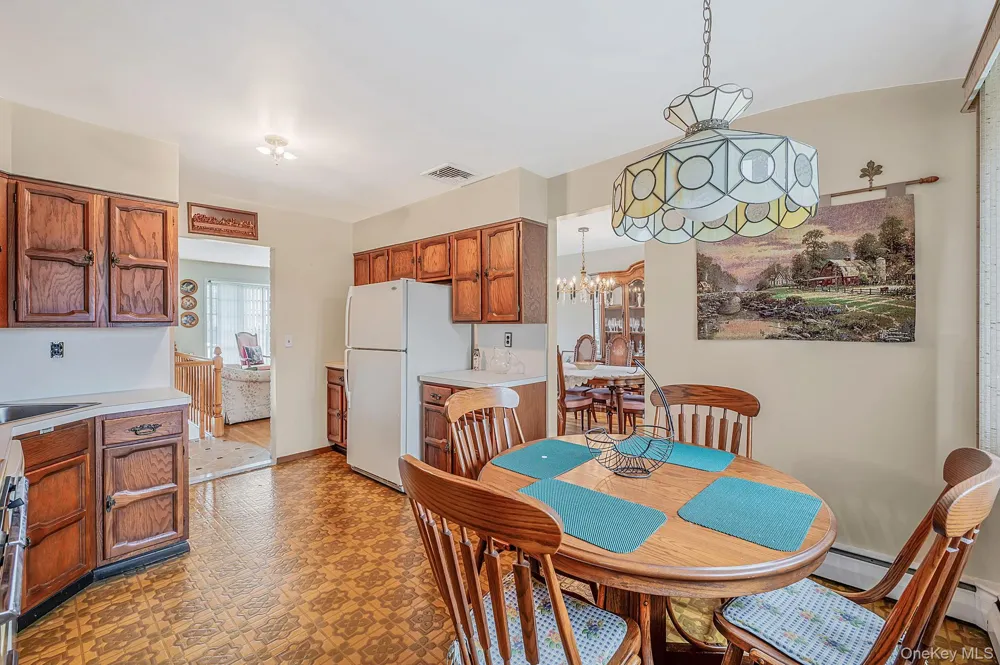 21 Page Drive Hicksville, NY 11801