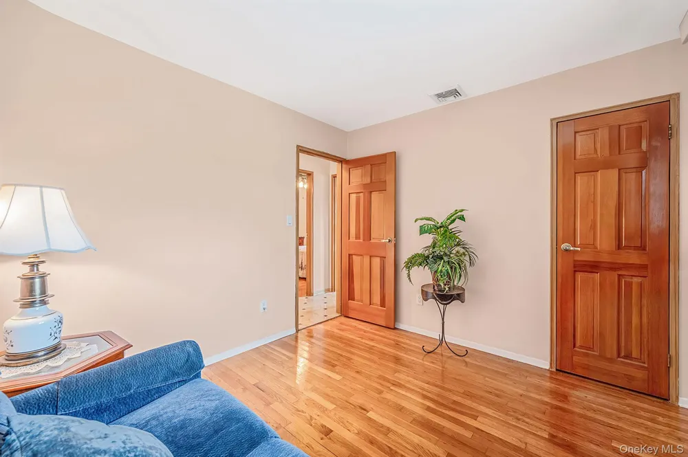 21 Page Drive Hicksville, NY 11801