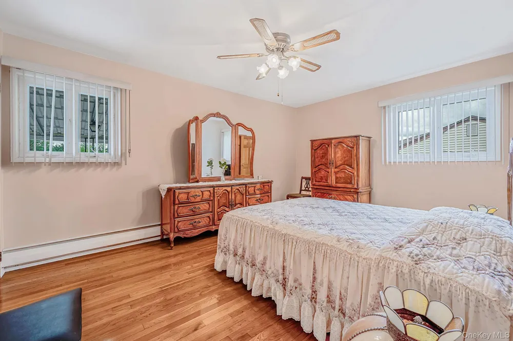 21 Page Drive Hicksville, NY 11801