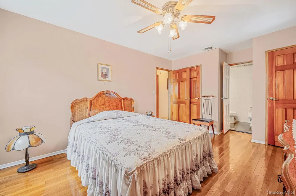 21 Page Drive Hicksville, NY 11801