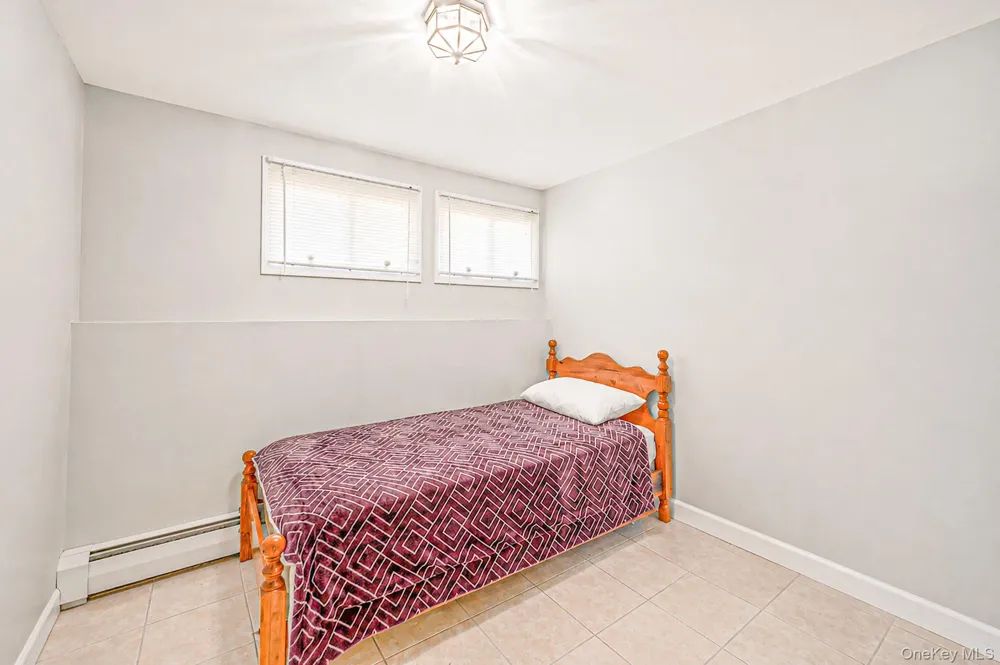 21 Page Drive Hicksville, NY 11801