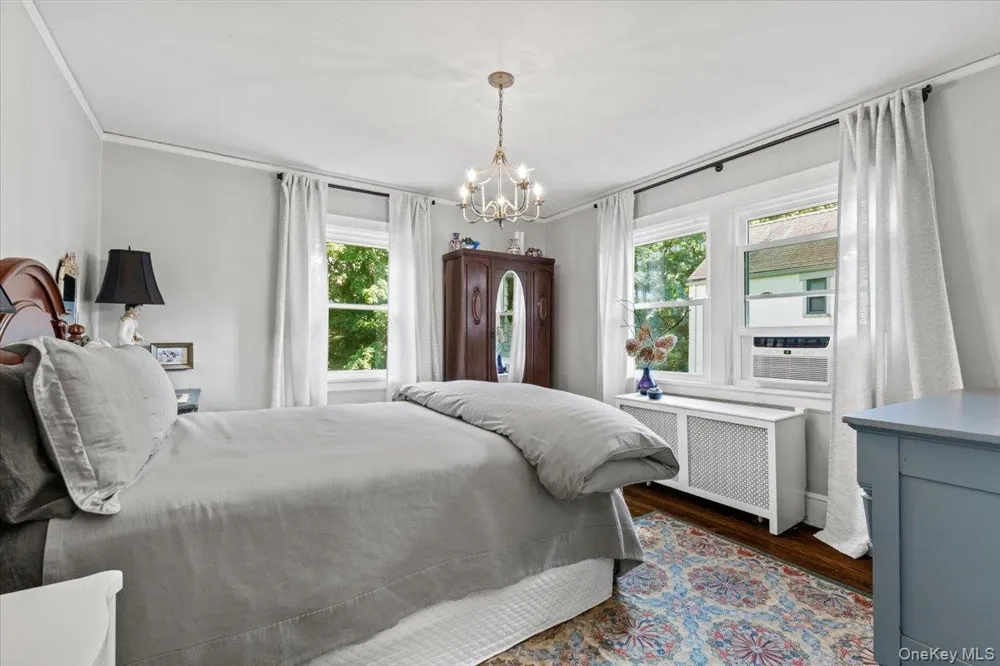 12 Idlewood Road White Plains, NY 10605