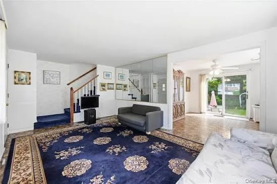30 Greenvale Circle White Plains, NY 10607
