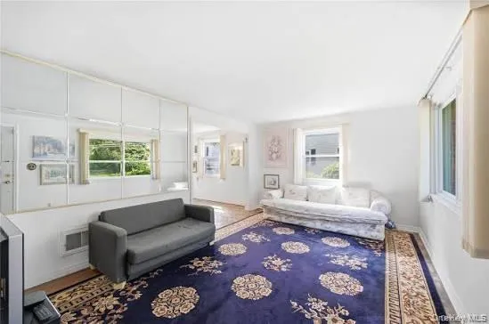 30 Greenvale Circle White Plains, NY 10607