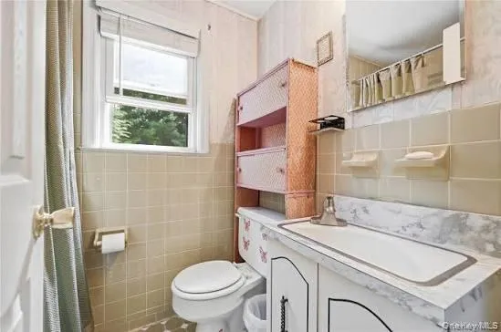 30 Greenvale Circle White Plains, NY 10607