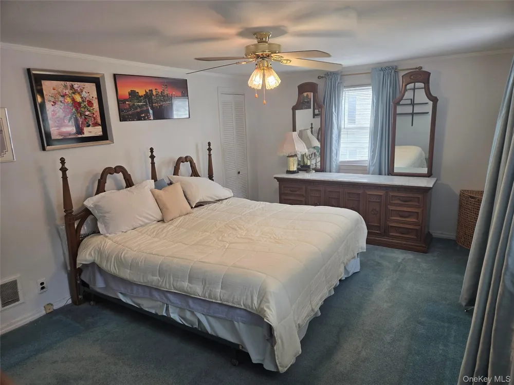 30 Greenvale Circle White Plains, NY 10607
