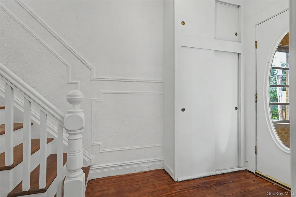1085 Sackett Avenue Bronx, NY 10461