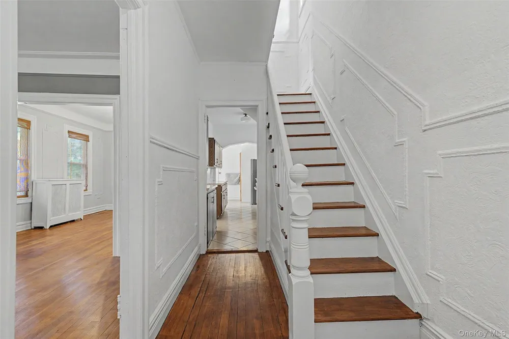 1085 Sackett Avenue Bronx, NY 10461