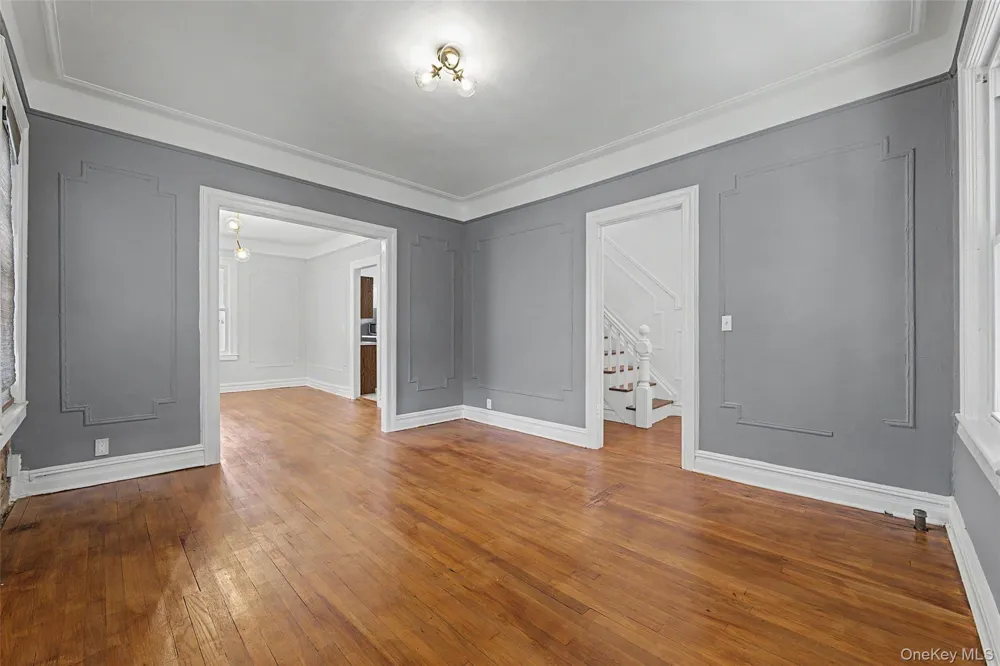 1085 Sackett Avenue Bronx, NY 10461