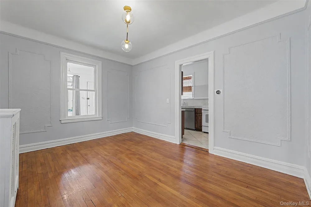 1085 Sackett Avenue Bronx, NY 10461