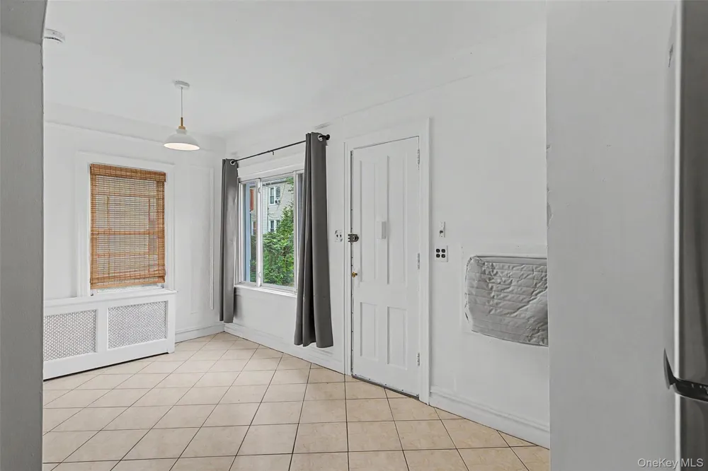 1085 Sackett Avenue Bronx, NY 10461