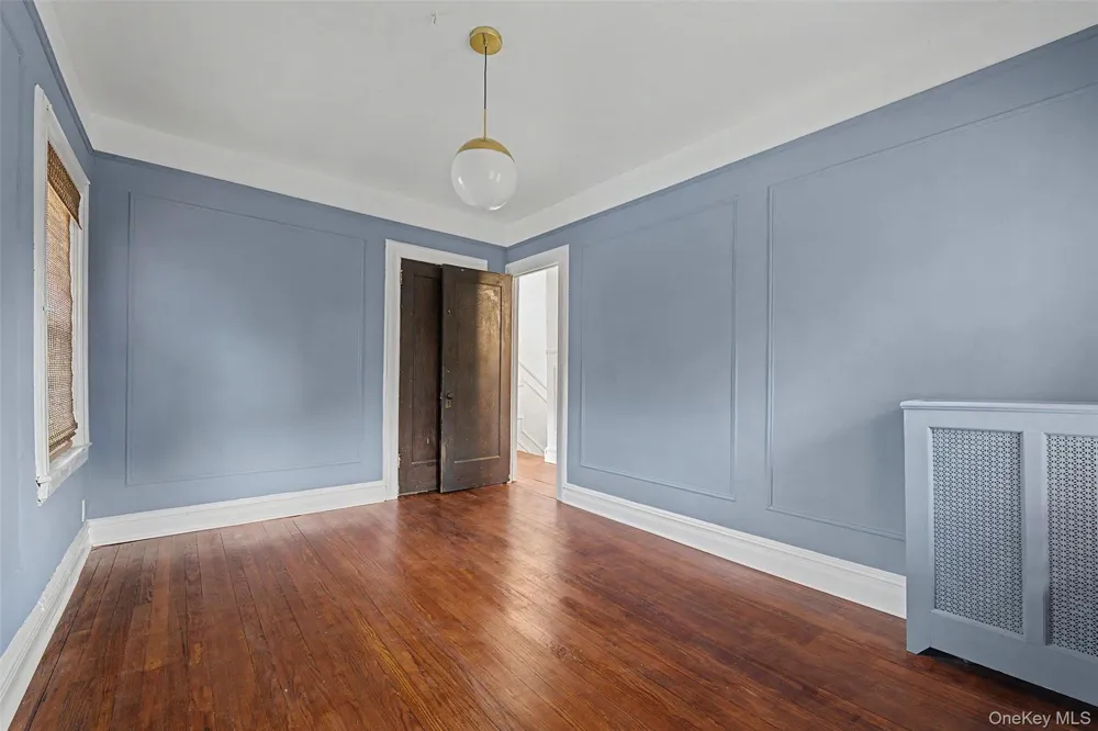 1085 Sackett Avenue Bronx, NY 10461