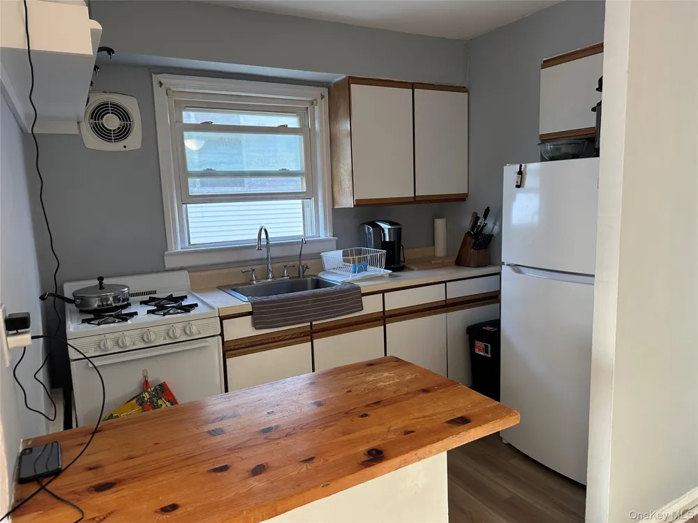 570 E Broadway #2A Long Beach, NY 11561