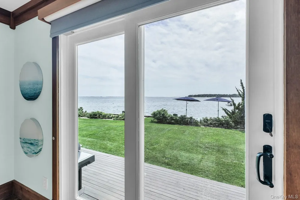 310 E Montauk Highway Hampton Bays, NY 11946