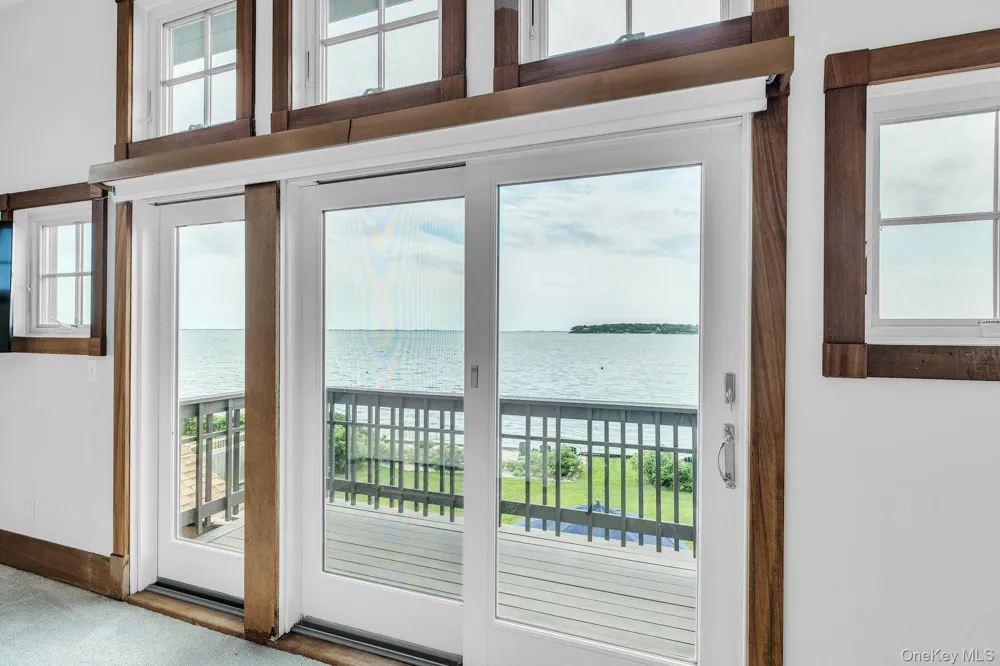 310 E Montauk Highway Hampton Bays, NY 11946