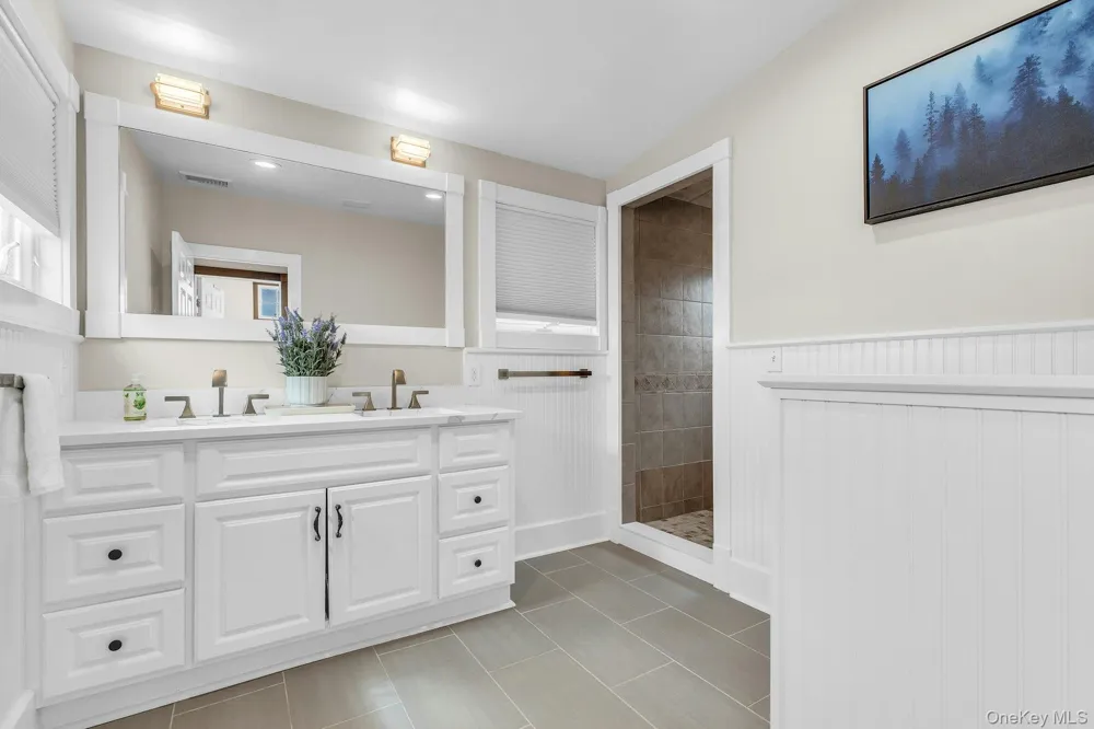 310 E Montauk Highway Hampton Bays, NY 11946