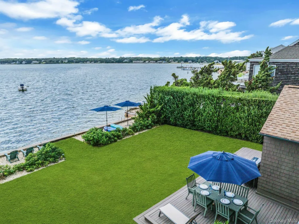 310 E Montauk Highway Hampton Bays, NY 11946