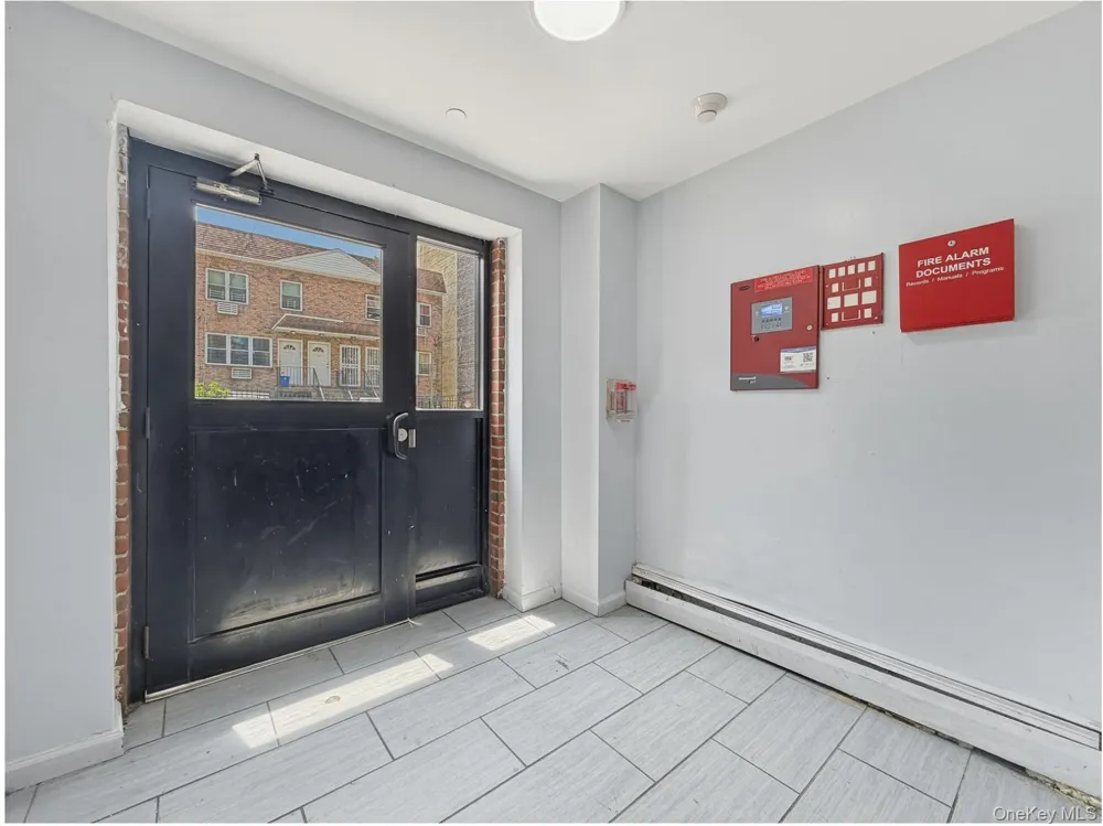 715 E 214th Street Bronx, NY 10467