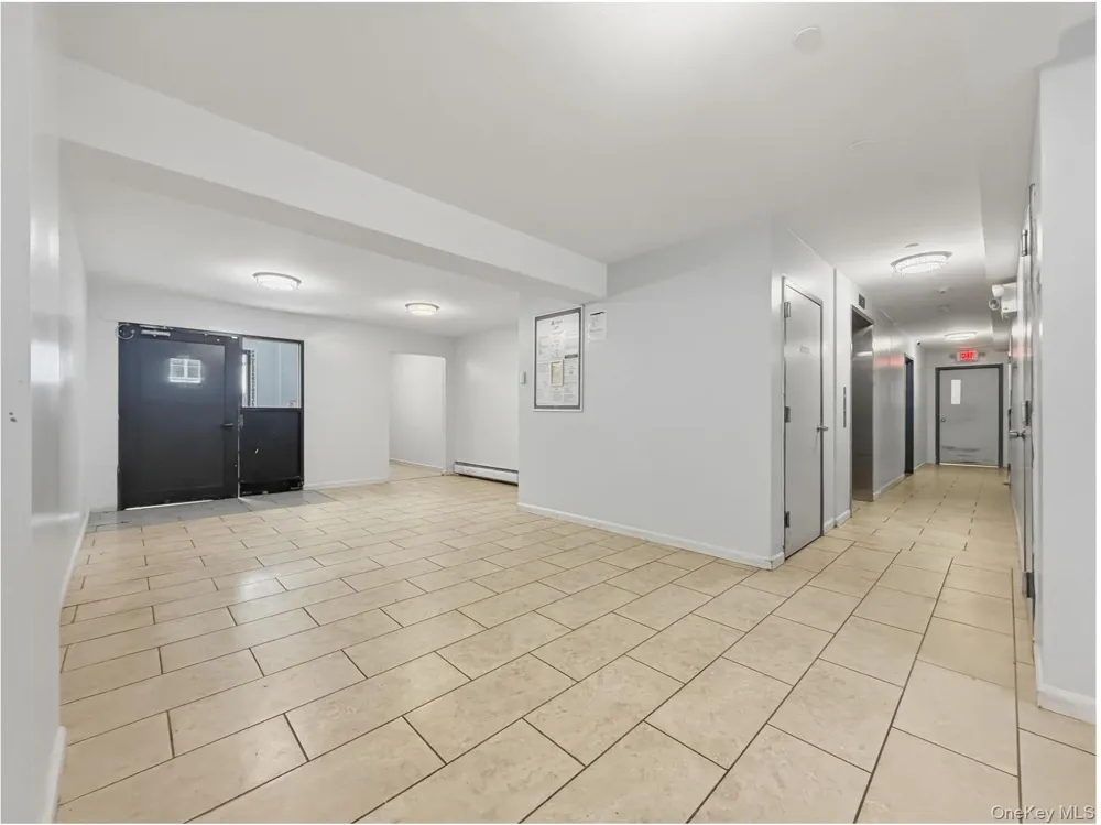 715 E 214th Street Bronx, NY 10467