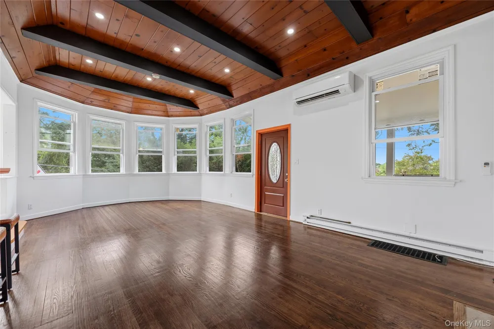 3404 Mohegan Avenue Mohegan Lake, NY 10547
