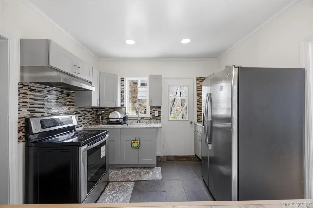 3404 Mohegan Avenue Mohegan Lake, NY 10547