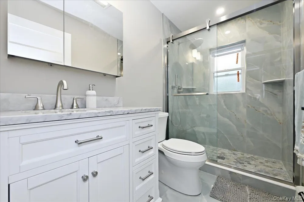828 Bruce Drive Wantagh, NY 11793
