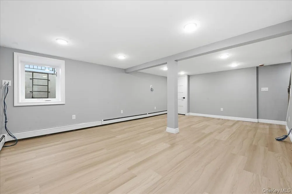 828 Bruce Drive Wantagh, NY 11793