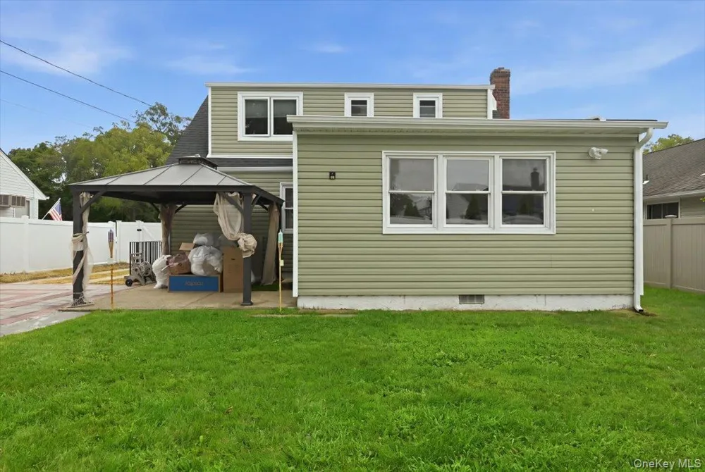 828 Bruce Drive Wantagh, NY 11793