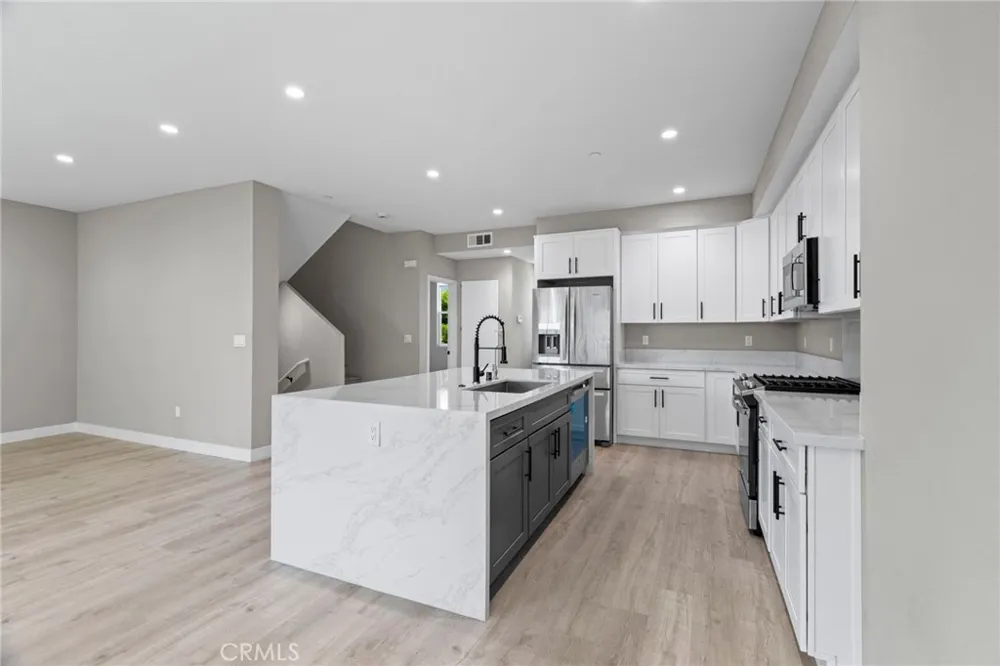 341 S Cypress Street La Habra, CA 90631