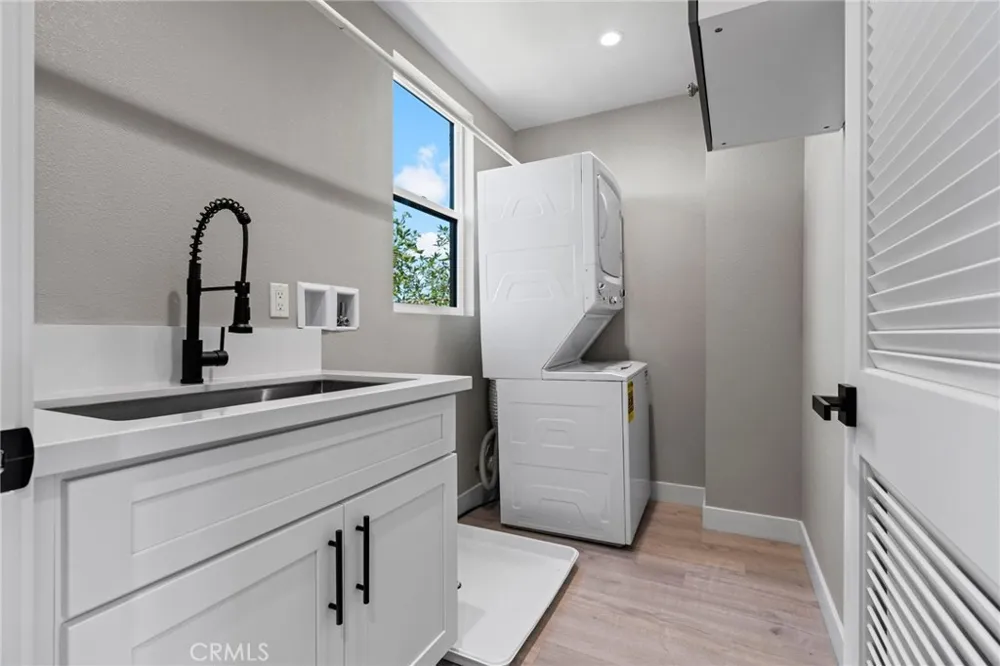 341 S Cypress Street La Habra, CA 90631