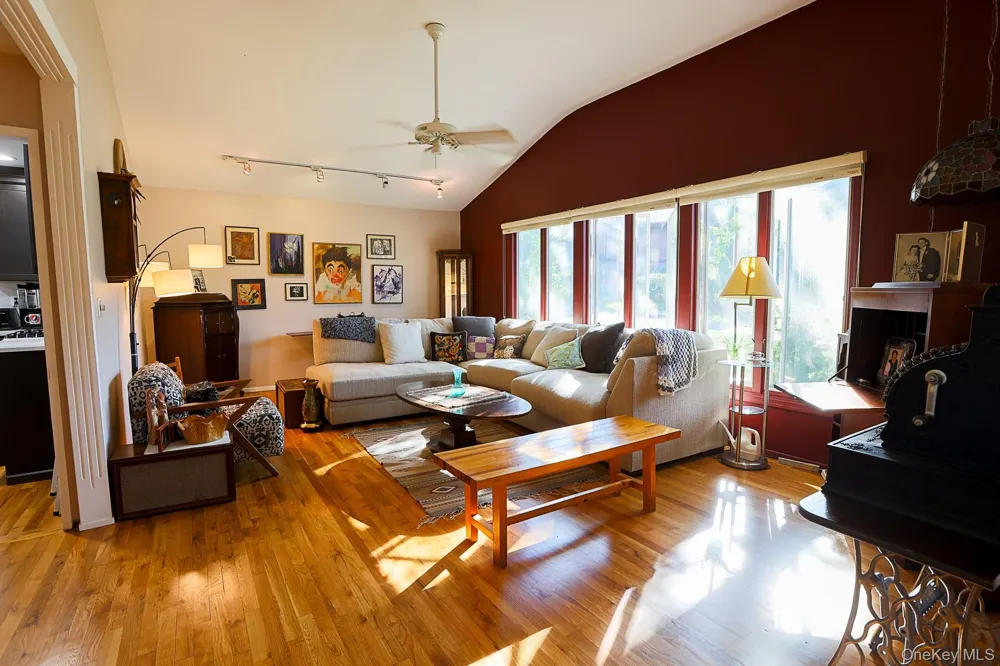 49 Gregg Court Tappan, NY 10983
